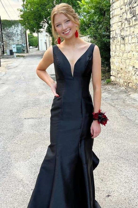 Vestido de fiesta de sirena con escote en V profundo y espalda descubierta